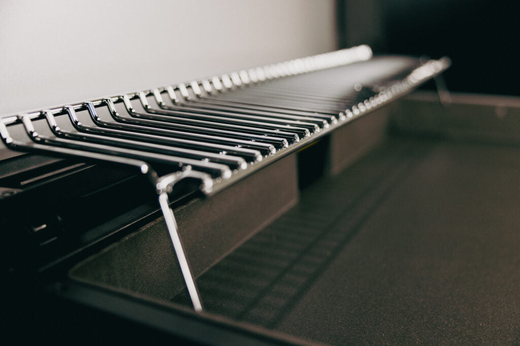 HALO Elite4B Outdoor Griddle with 720 sq in Inset Cooking Surface and Dual-Zone Burner System HZ-1001-XNA