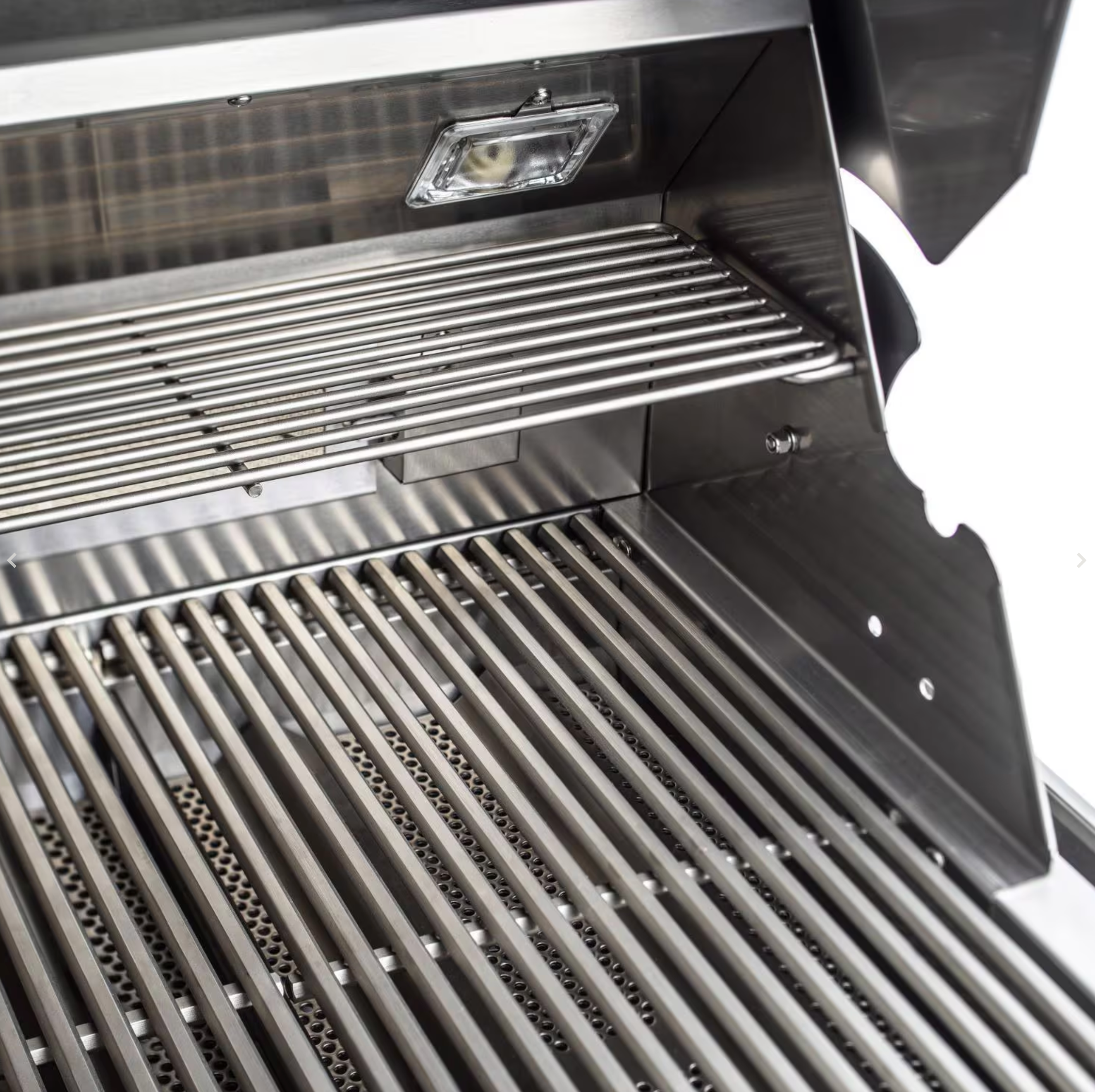 Blaze Profesisonal Series 44-Inch Built-In 4-Burner Gas Grill with Infrared Rotisserie and LED Knobs – BLZ-4PRO