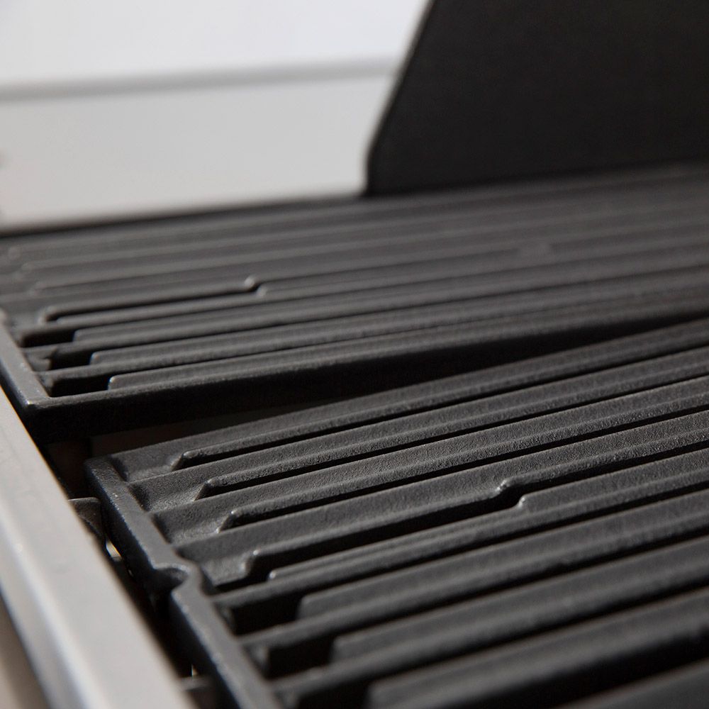 Broil King Crown 420 Black 4-Burner Gas Grill, 57-Inches BK865254