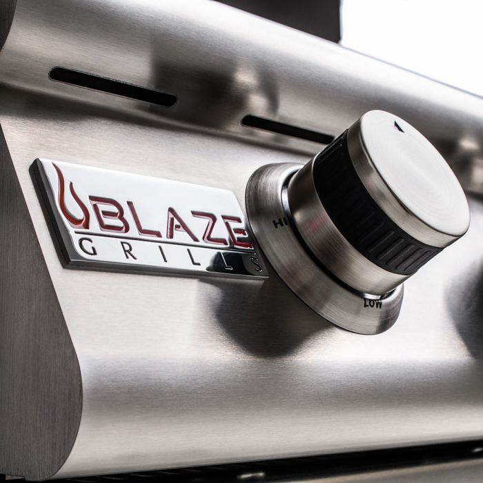 Blaze LBM 32-Inch 4-Burner Built-In Gas Grill with Flame Stabilizers and Heat Zone Separators – BLZ-4LBM