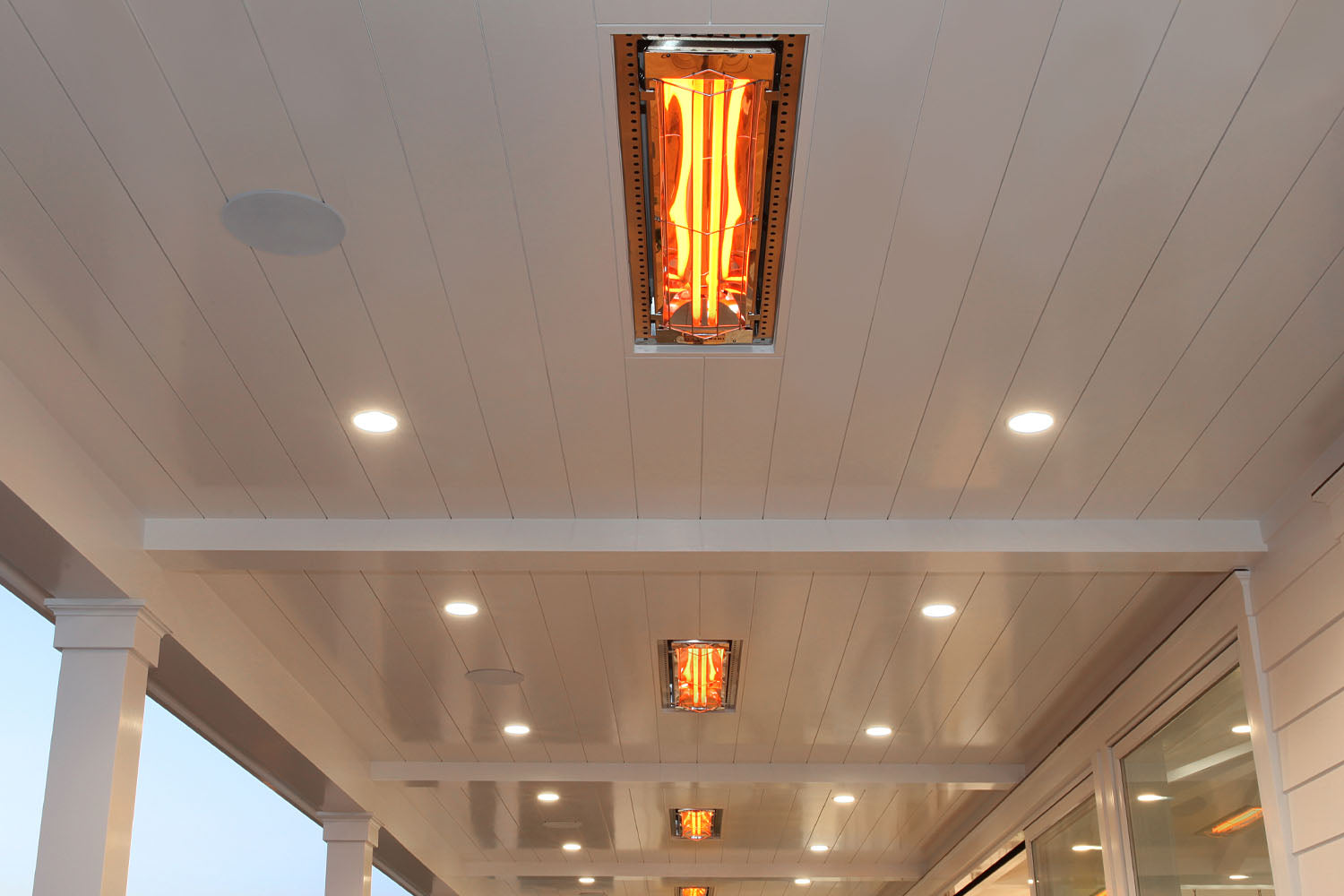 Infratech WD-Series Double Element 3000Watt Outdoor Infrared Electric Heater 277V WD3027SS