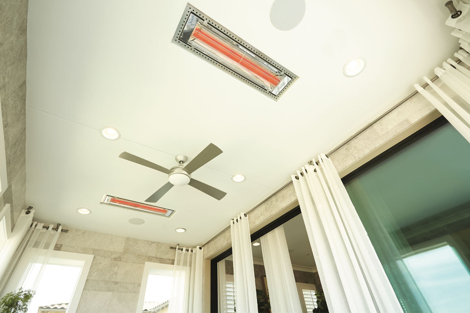 Infratech WD-Series Double Element 4000Watt Outdoor Infrared Electric Heater 277V WD4027SS