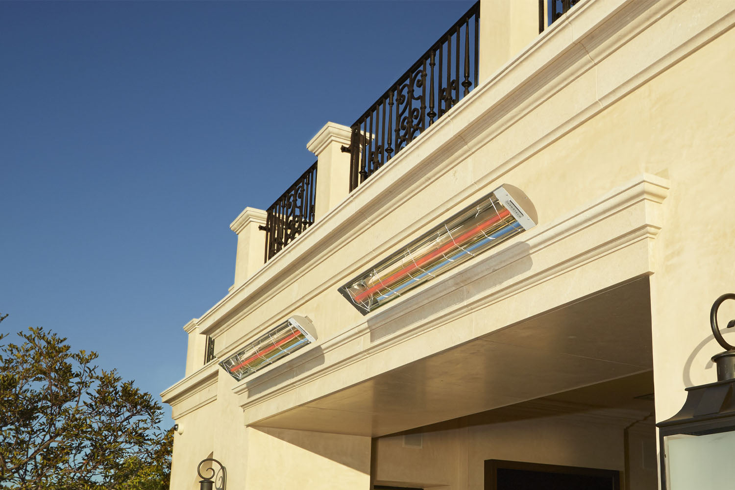 Infratech C-Series Single Element 2000Watt Outdoor Infrared Electric Heater 240V C2024SS