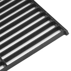 Broil King Gem 3-Burner Grill on 2-Wheel Cart, 24-Inches, Propane BK814154