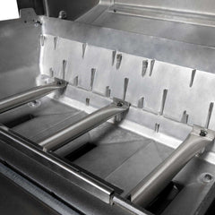 Broil King Signet 320 3-Burner Grill on 2-Wheel Cart, 25.5-Inches BK946854